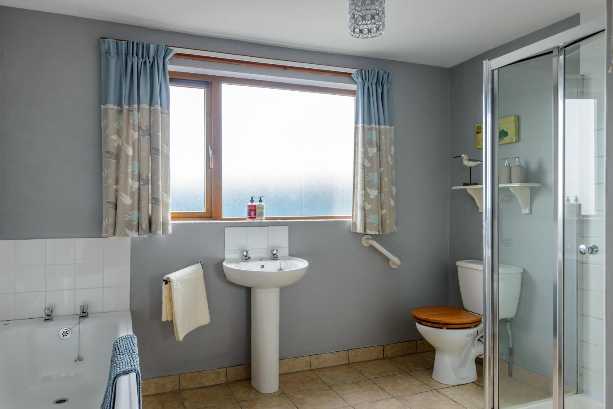 Grove Fort Self Catering Farmhouse Finnis Eksteriør bilde